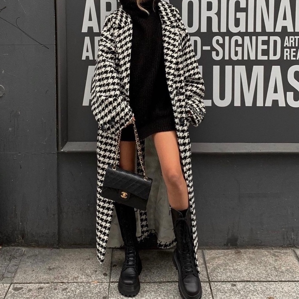 Blogger houndstooth oversized overcoat